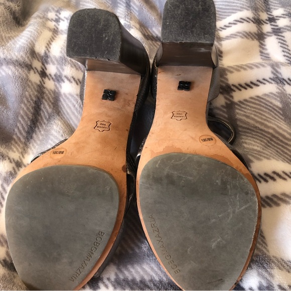 BCBG maxazria pewter heels - Picture 5 of 7